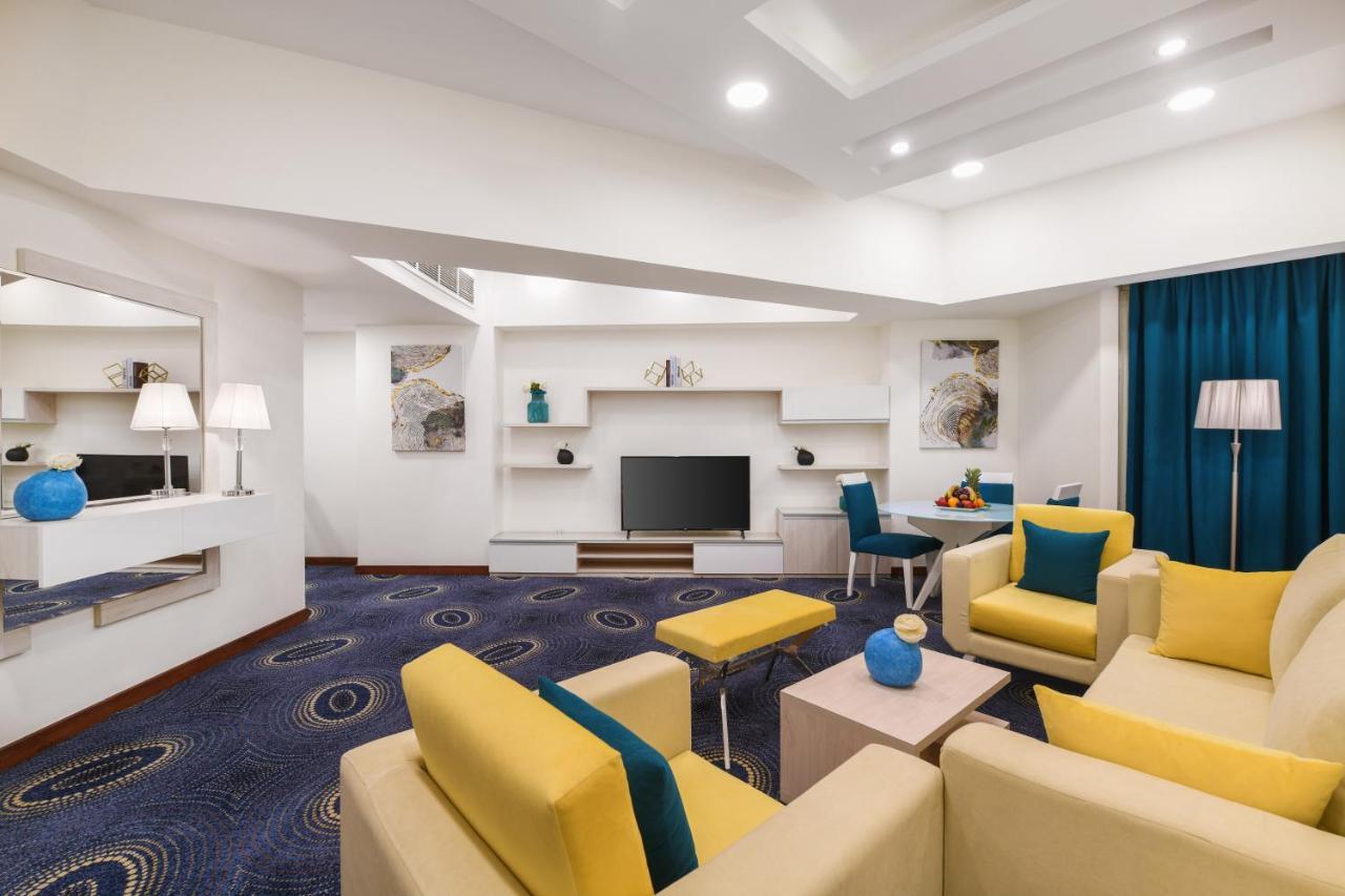 Tolip Gardens Hotel Кайро Екстериор снимка Suite