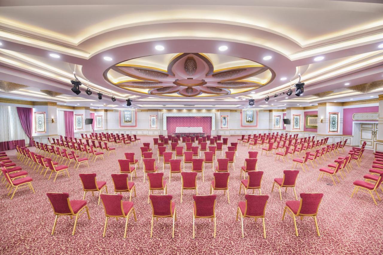 Tolip Gardens Hotel Кайро Екстериор снимка The Lotus Ballroom