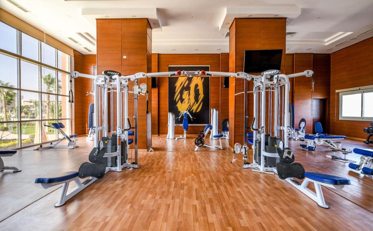 Tolip Gardens Hotel Кайро Екстериор снимка The gym at the hotel